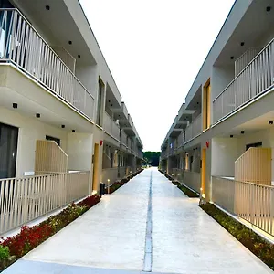 Amber Village Spille